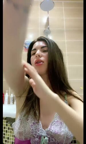 (5) ?Viki? Yes?Yes? _ Tango Live 2022-07-04 14_41