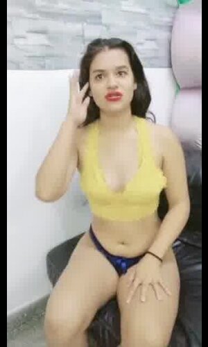 (16) Lorena✨ _ Tango Live 2022-10-04 14_26