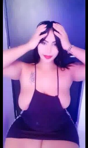 (22) Sara Sofía❤️ _ Tango Live 2022-10-30 12_04